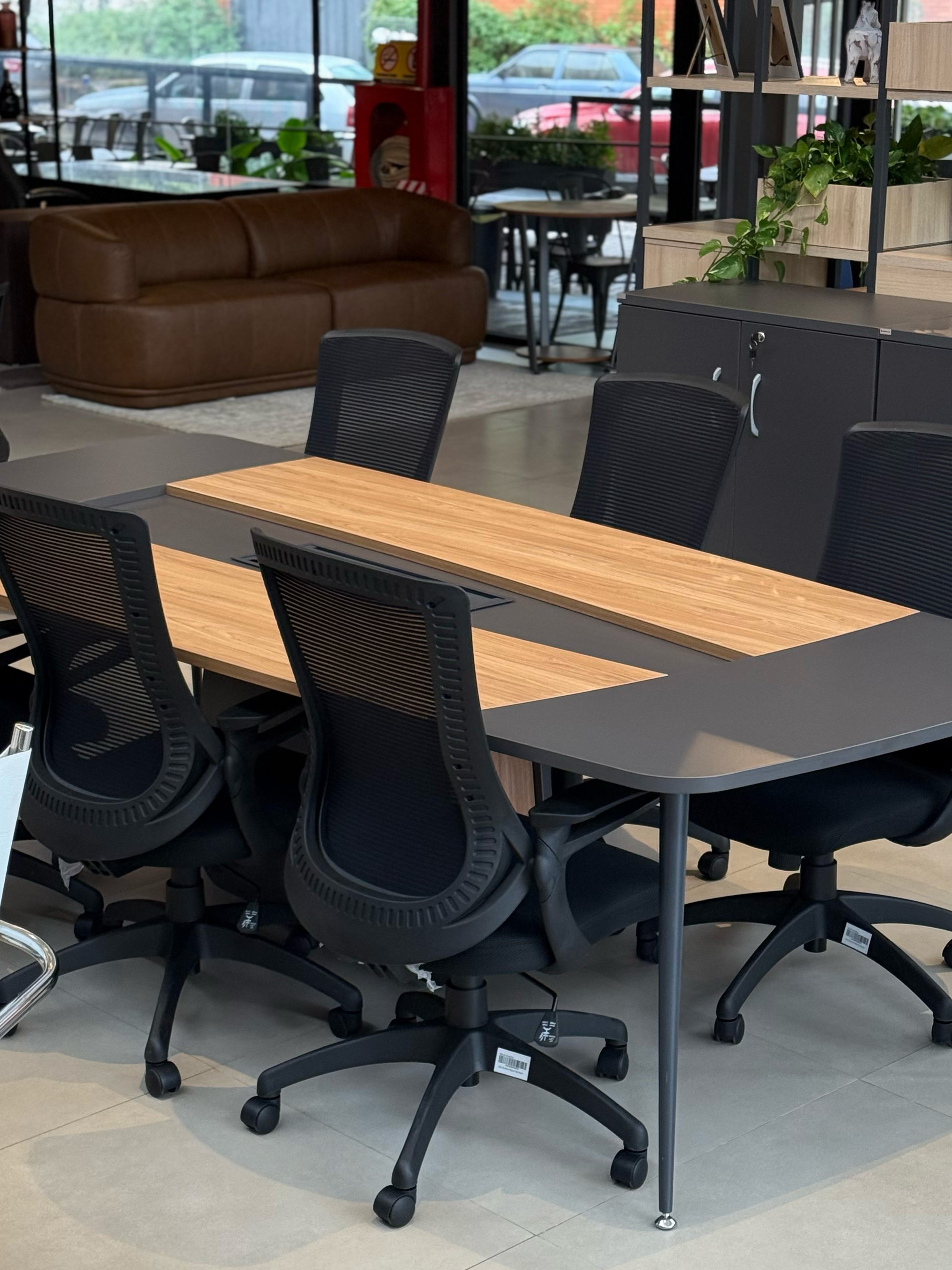 Mesa de reunión Lexus Form
